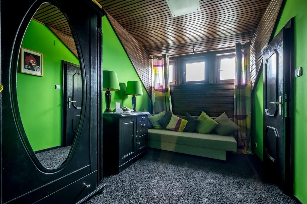 Art-Lodge Kunstpension Африц Екстериор снимка